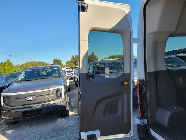 2026 Ford Transit-350 XL