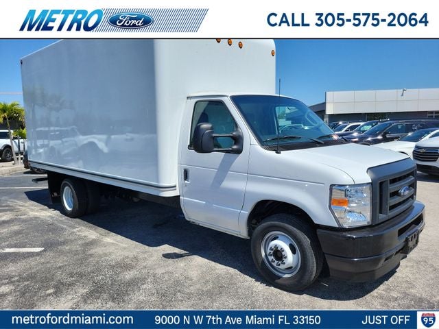 2024 Ford E-350SD Base Cutaway