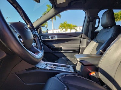 2022 Ford Explorer ST