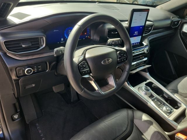 2023 Ford Explorer Platinum