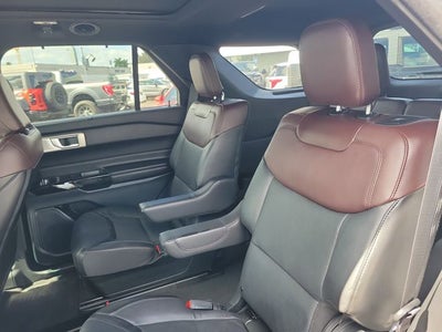 2023 Ford Explorer Platinum