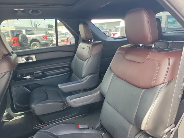 2023 Ford Explorer Platinum
