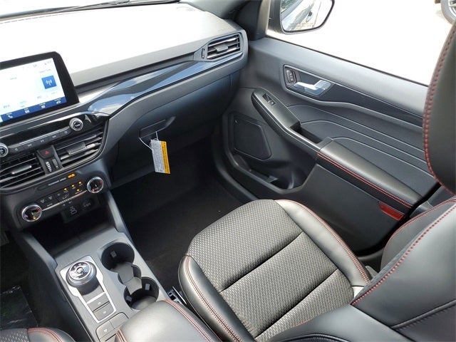 2025 Ford Escape Hybrid ST-Line