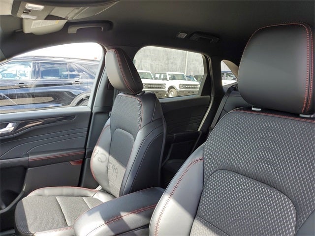 2025 Ford Escape Hybrid ST-Line