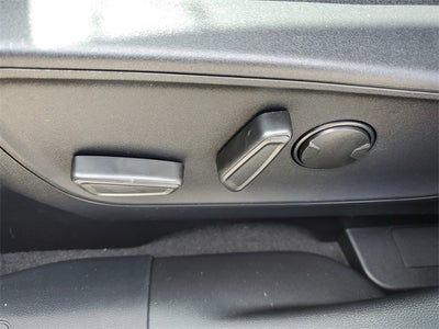 2025 Ford Escape Hybrid ST-Line