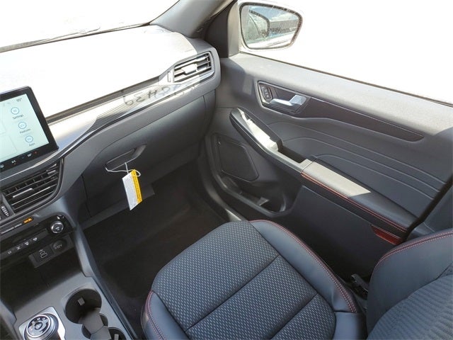 2025 Ford Escape Hybrid ST-Line