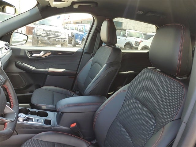 2025 Ford Escape Hybrid ST-Line