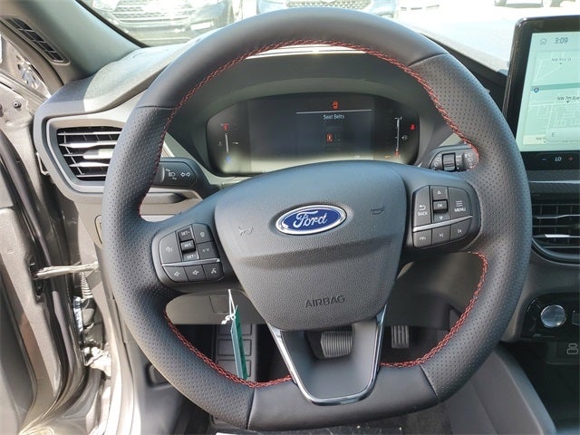 2025 Ford Escape Hybrid ST-Line