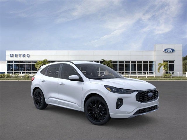 2026 Ford Escape Hybrid ST-Line Elite