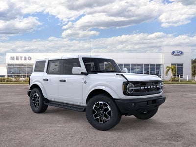 2026 Ford Bronco Outer Banks