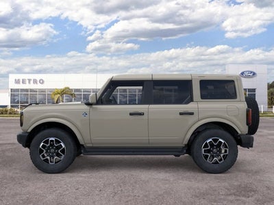 2026 Ford Bronco Outer Banks