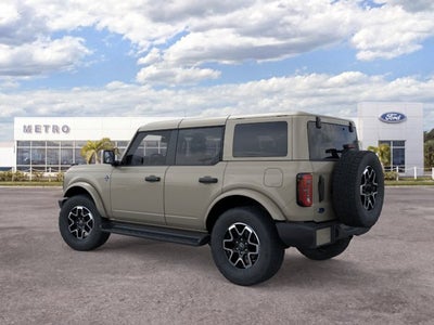 2026 Ford Bronco Outer Banks
