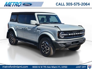 2023 Ford Bronco Base