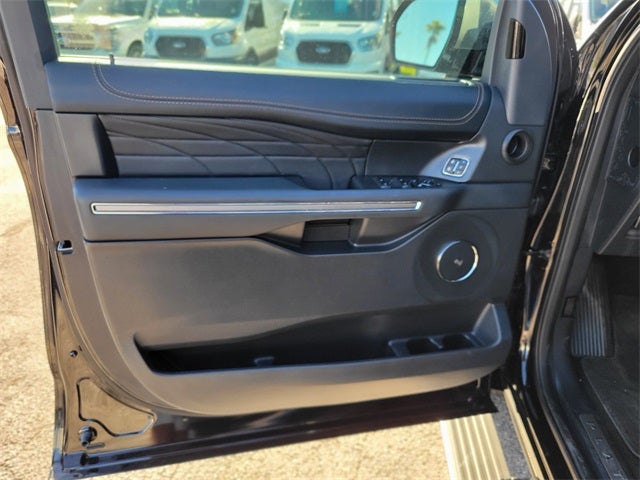 2024 Ford Expedition Max Platinum