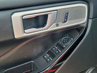 2024 Ford Explorer ST-Line