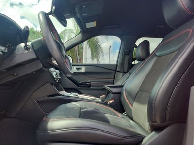 2024 Ford Explorer ST-Line