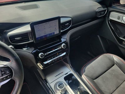 2024 Ford Explorer ST-Line