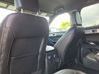 2024 Ford Explorer ST-Line