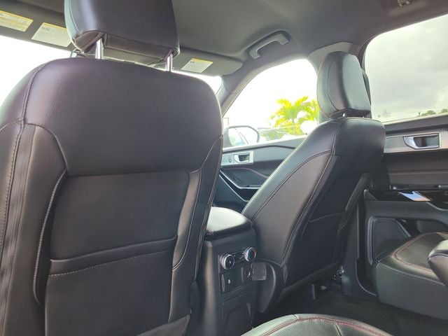 2024 Ford Explorer ST-Line