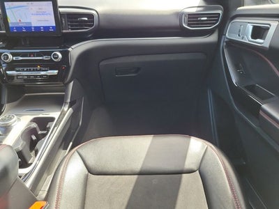 2024 Ford Explorer ST-Line