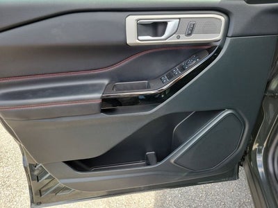 2024 Ford Explorer ST-Line