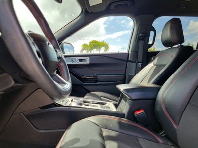 2024 Ford Explorer ST-Line