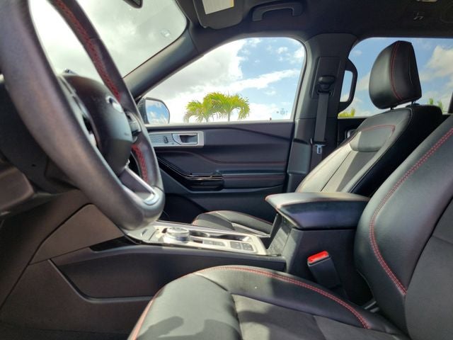 2024 Ford Explorer ST-Line
