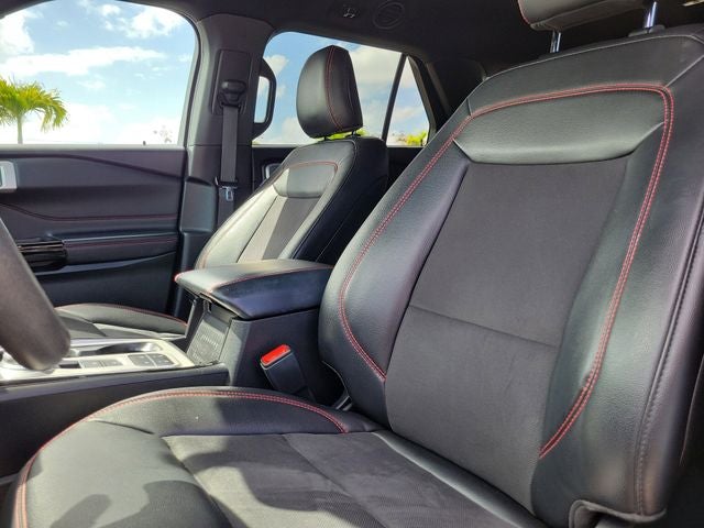 2024 Ford Explorer ST-Line
