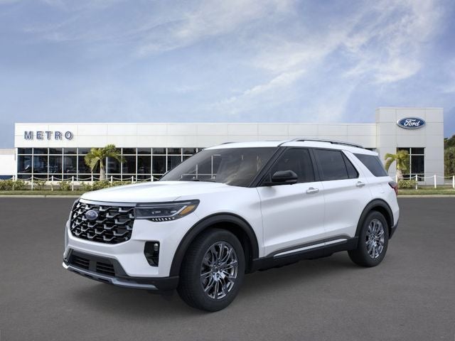 2026 Ford Explorer Platinum's photo