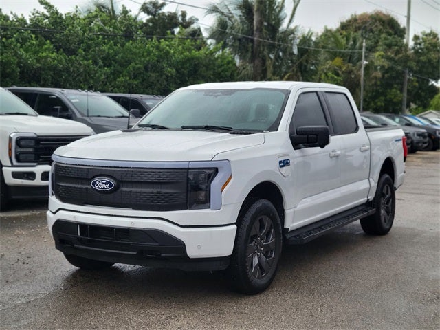 2025 Ford F-150 Lightning Flash