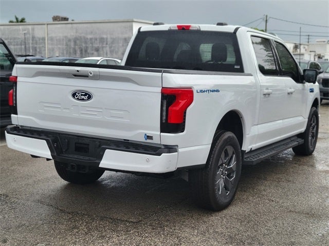 2025 Ford F-150 Lightning Flash