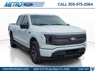 2025 Ford F-150 Lightning Flash