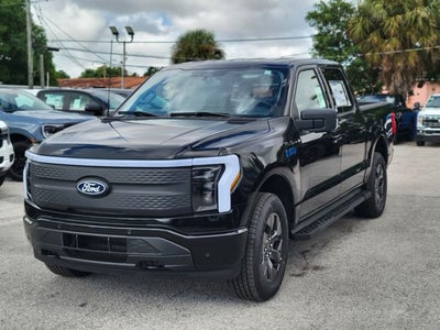 2025 Ford F-150 Lightning Flash
