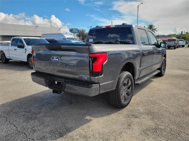2025 Ford F-150 Lightning Flash