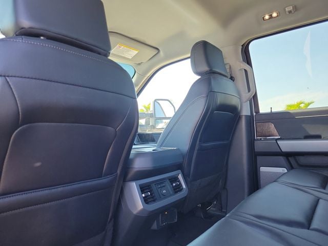 2025 Ford F-250SD Lariat
