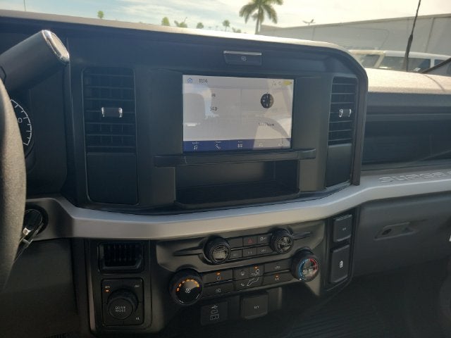 2027 Ford F-350SD XL DRW