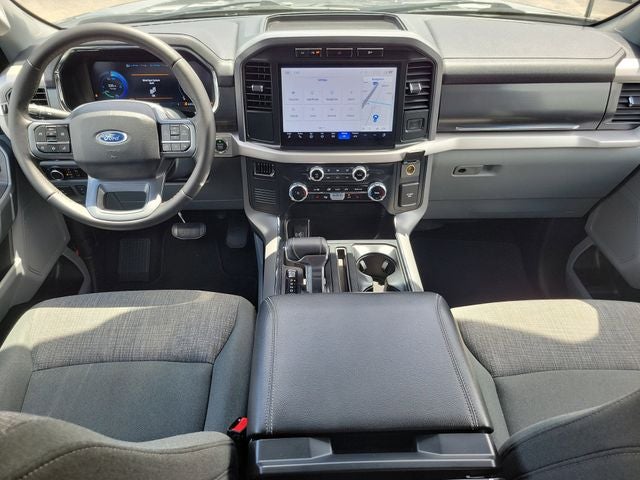2023 Ford F-150 Lightning XLT