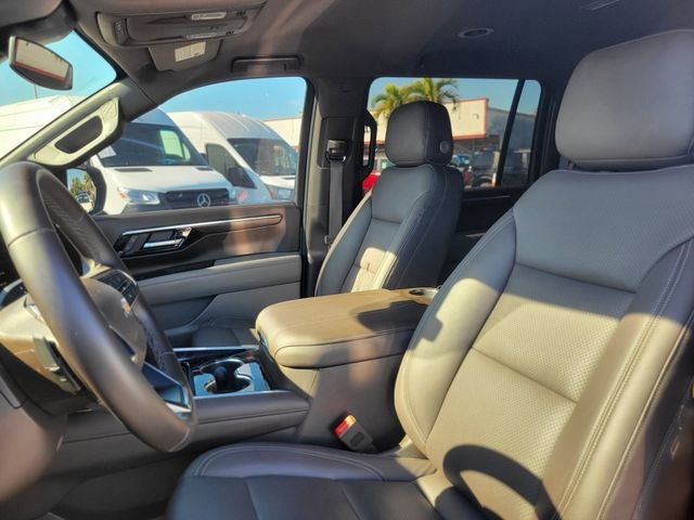 2025 Chevrolet Suburban LS