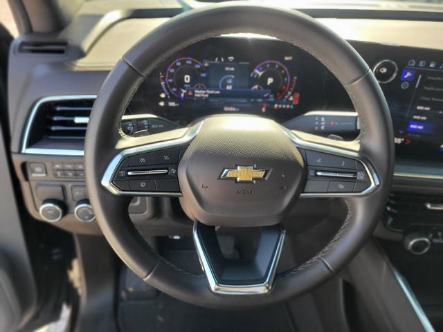 2025 Chevrolet Suburban LS