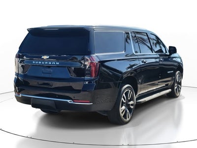 2025 Chevrolet Suburban LS