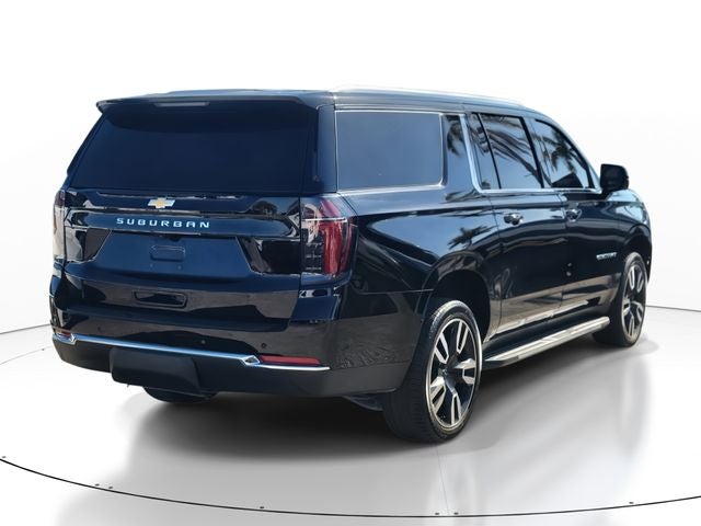 2025 Chevrolet Suburban LS