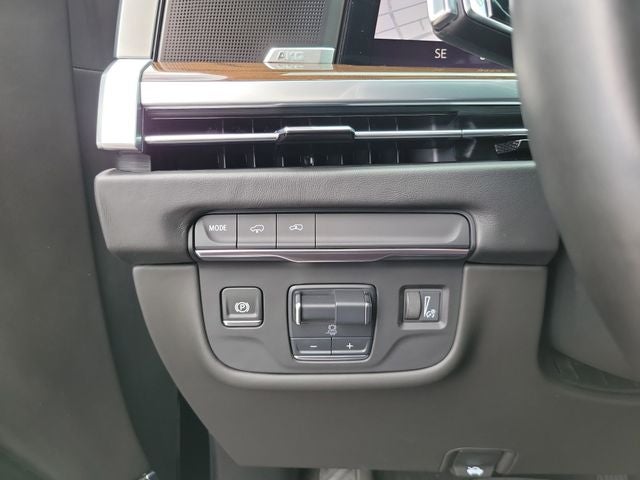 2025 Cadillac Escalade Sport Platinum