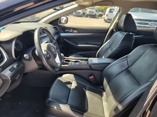 2021 Nissan Maxima SV