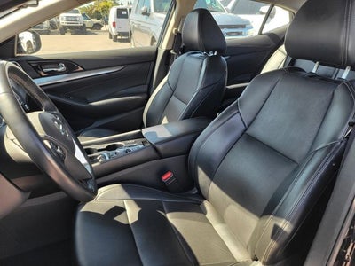 2021 Nissan Maxima SV