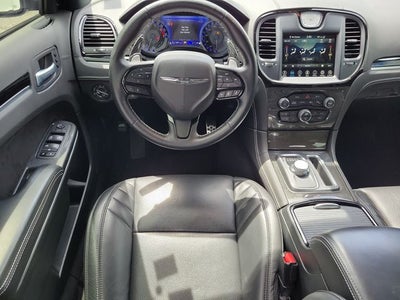 2023 Chrysler 300 C