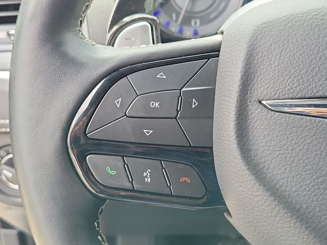 2023 Chrysler 300 C