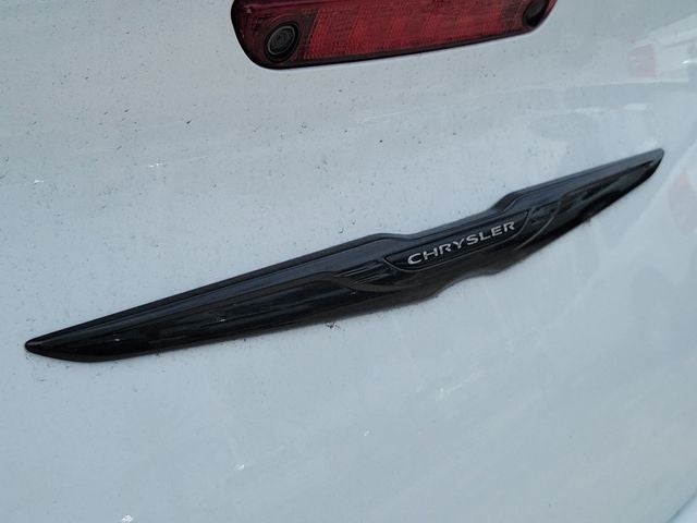2023 Chrysler 300 C