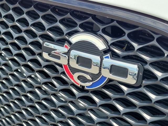 2023 Chrysler 300 C