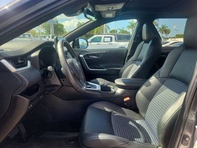 2023 Toyota RAV4 Hybrid XSE