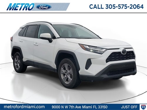 2025 Toyota RAV4 Hybrid XLE